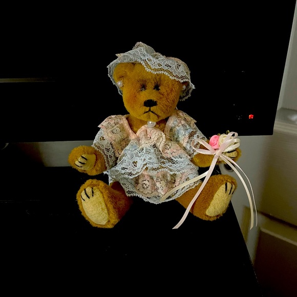 Home made dressed bear - Picture 1 of 2